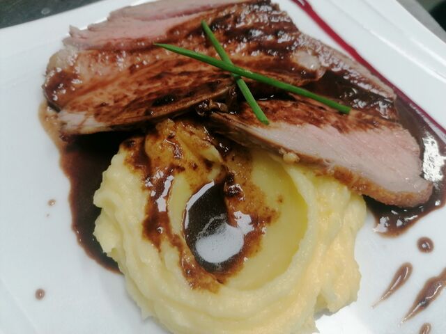 quasi de veau et pomme purée maison