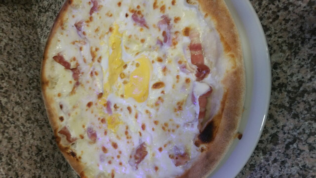 Pizza Carbonara