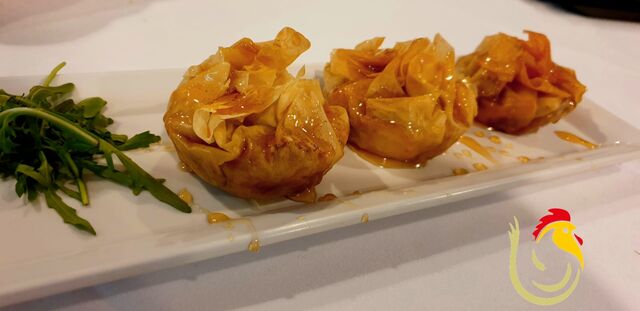 Folhado de Queijo de cabra nozes e doce de abóbora 