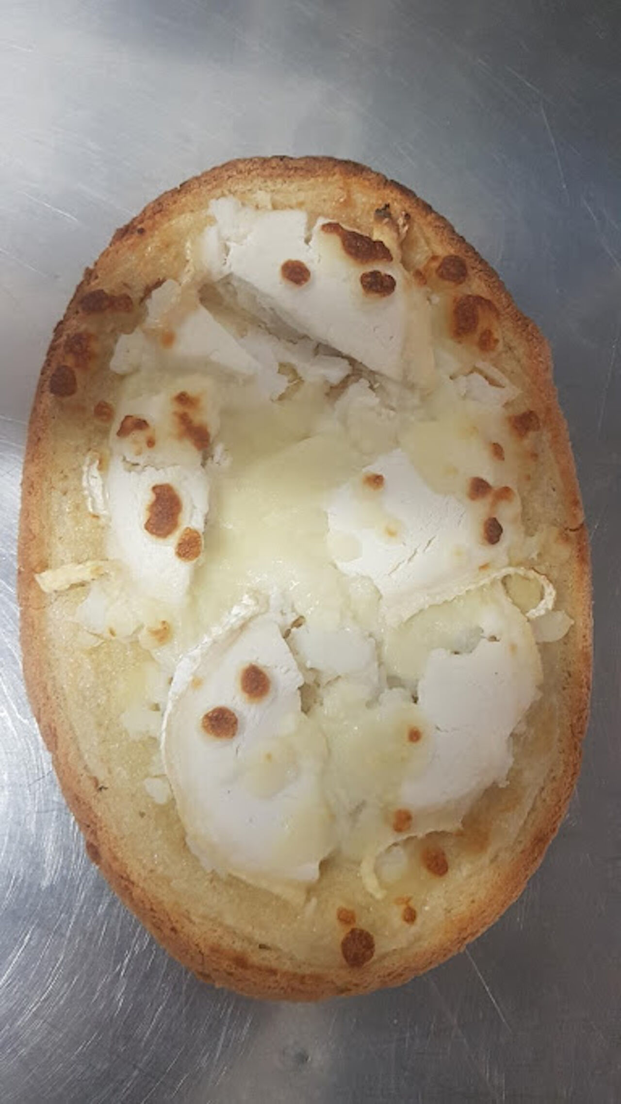 BRUSCHETTA CHEVRE MIEL