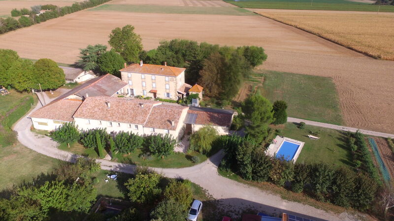 Prenons un peu de hauteur