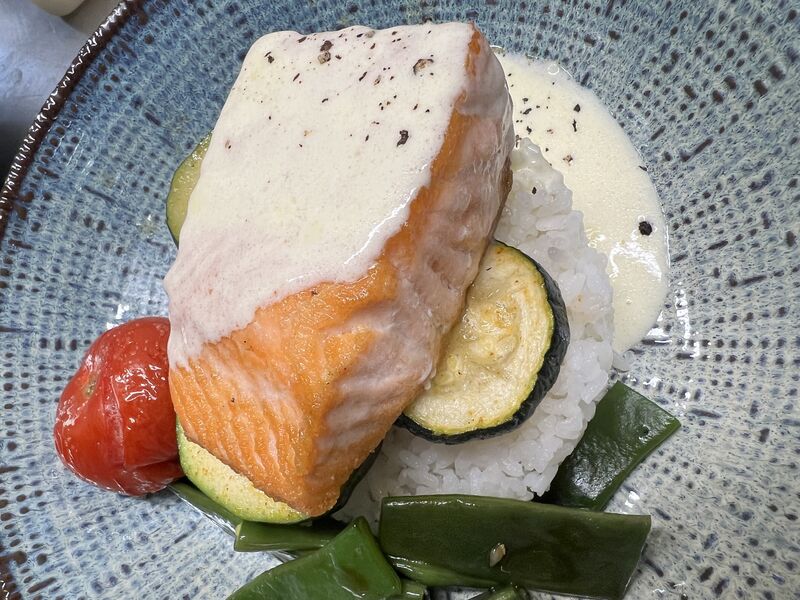 Filet de saumon au beurre citronné