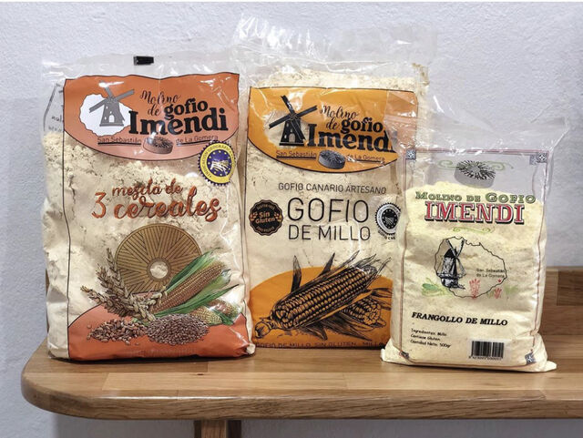 Premiado cómo mejor Gofio de Canarias en el año 2019, 2020, 2021.. Disponemos la variedad de millo SIN GLUTEN y muchos más!! ❤️

