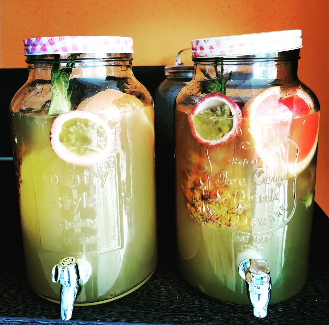 APERO : Punch créole aux fruits exotiques frais - Avec ou sans Rhum