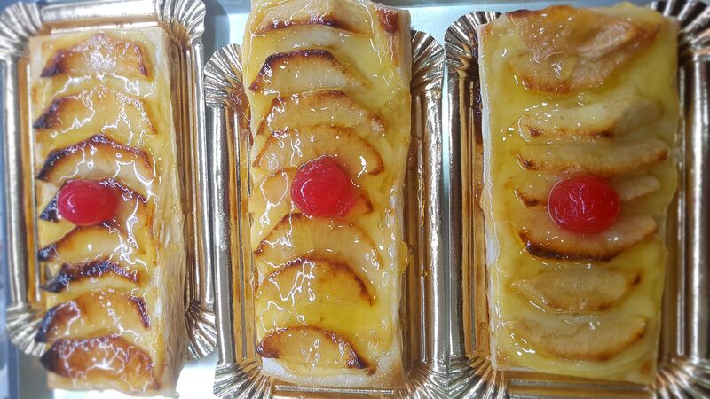 Tortas de hojaldre con manzana ó fresas ó kiwi...?
