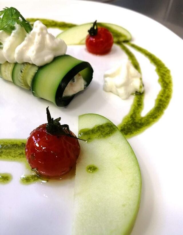 Cannelloni de Courgette au Crabe et sa Mousseline au Combava