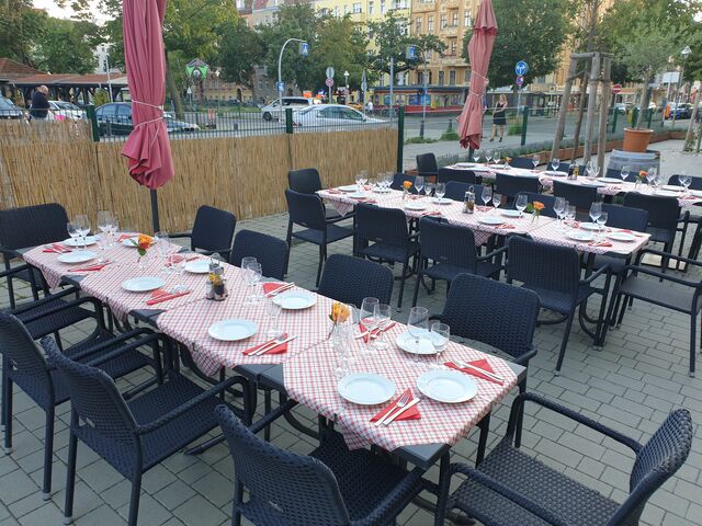 Feierlichkeit auf unserer Sommerterrasse 