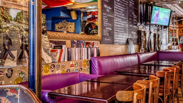 Déjeuner entre amis ou en groupe , venez profiter d'un bon moment chez nous 