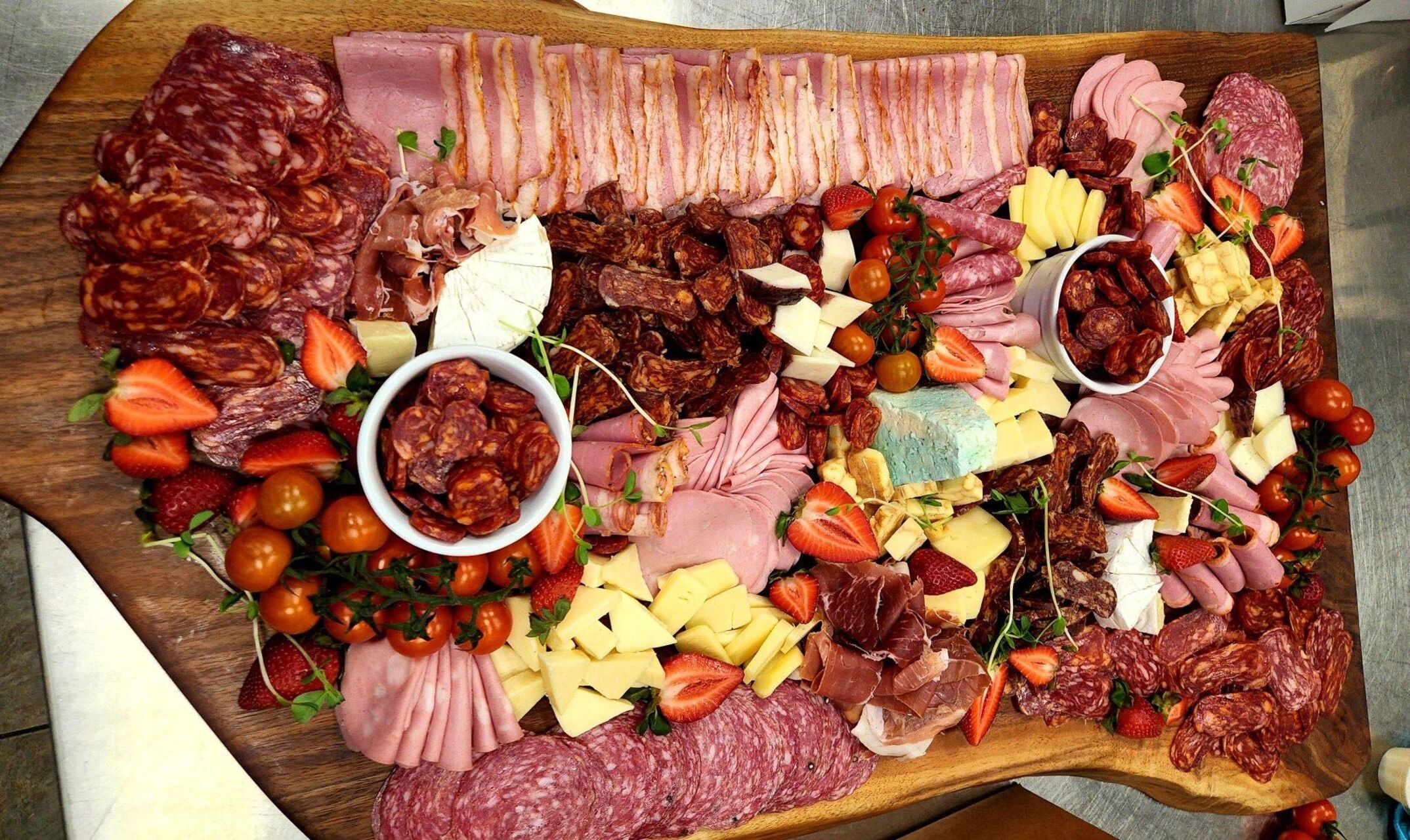 Hai la masă la noi! 🍲✨