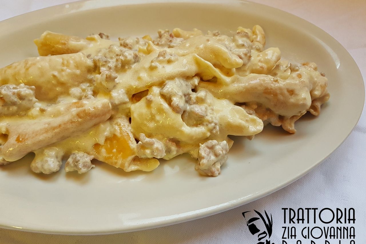 zichi alla crema di formaggio e salsiccia fresca