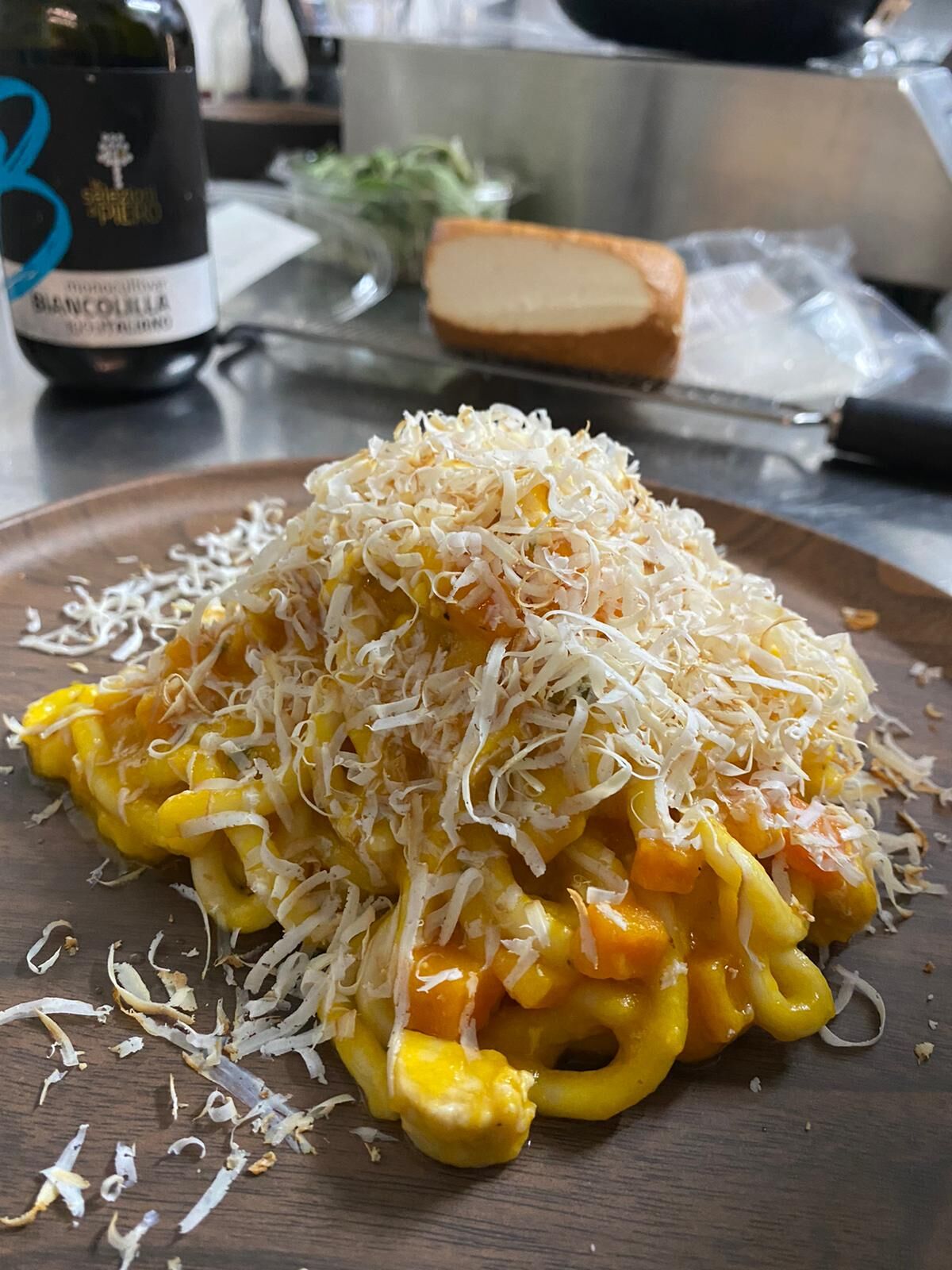 Udon con zucca,pesce spada e ricotta affumicata 