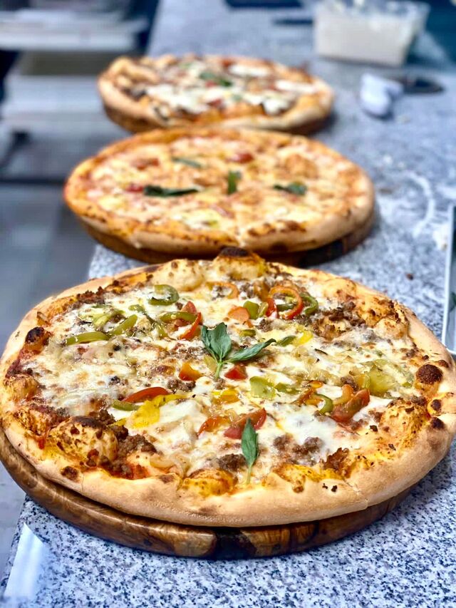 PRESTO PIZZA - Le Lude | Italian cuisine near me | Book now