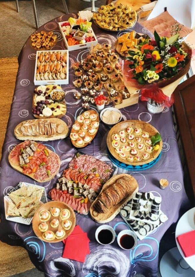 EXEMPLE DE BUFFET RECEPTION 25€/PERS