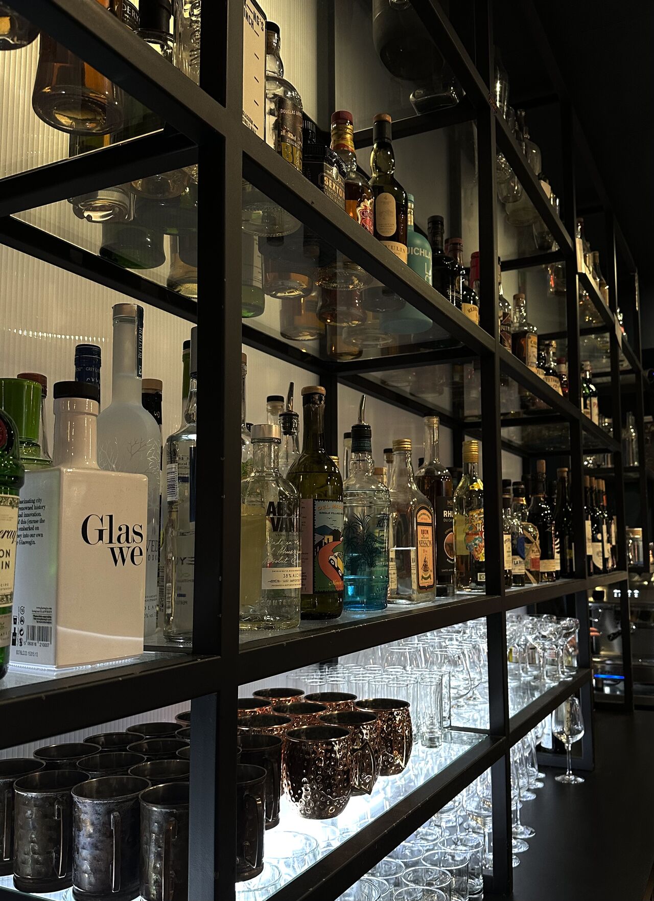 Le Bar
