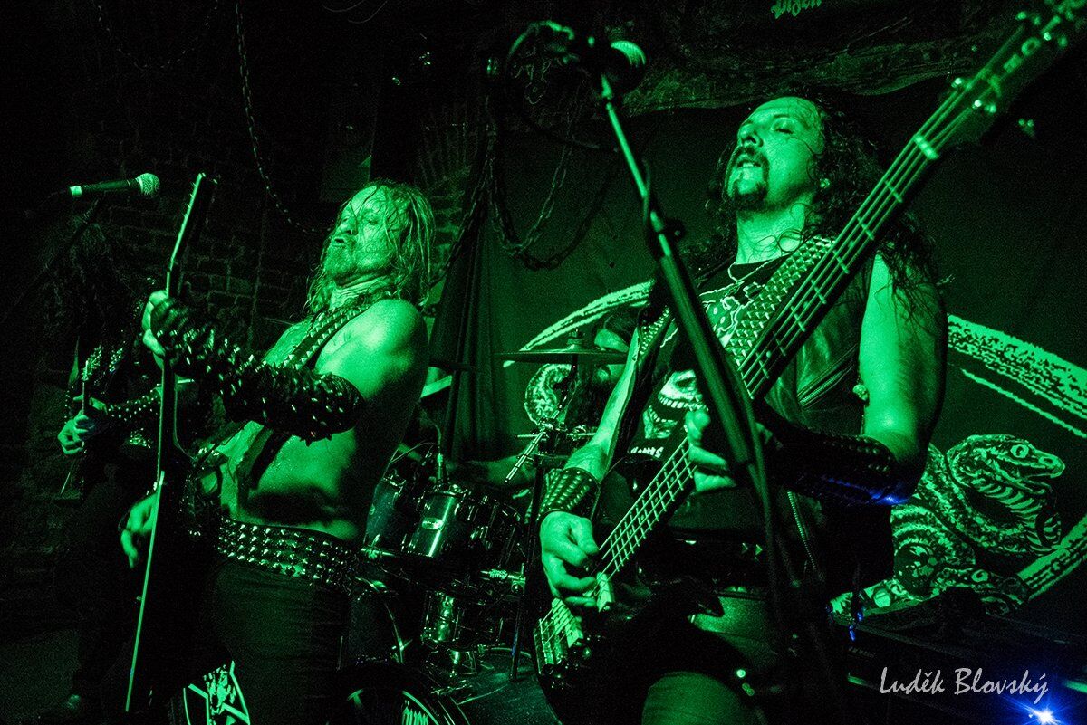 DESTRÖYER 666(Austrálie)