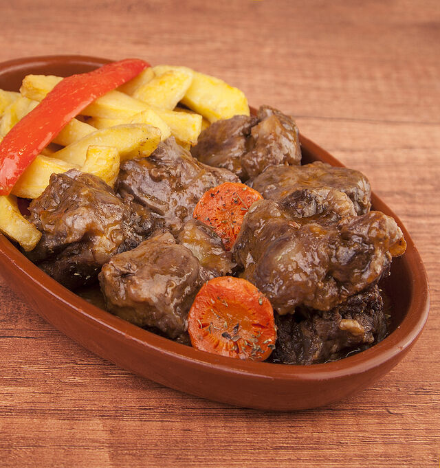 Guiso casero de Rabo de Toro