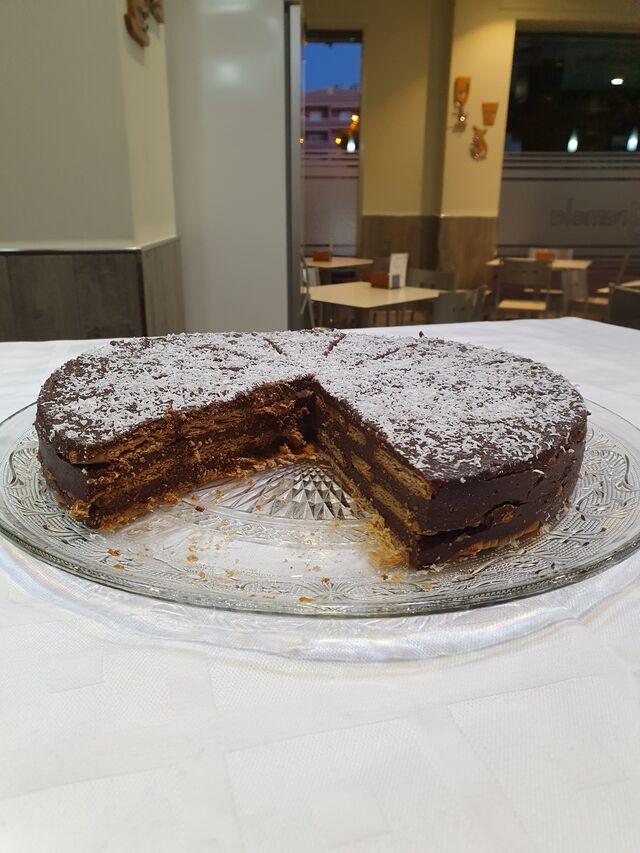 Tarta de la abuela; chocolate y galleta