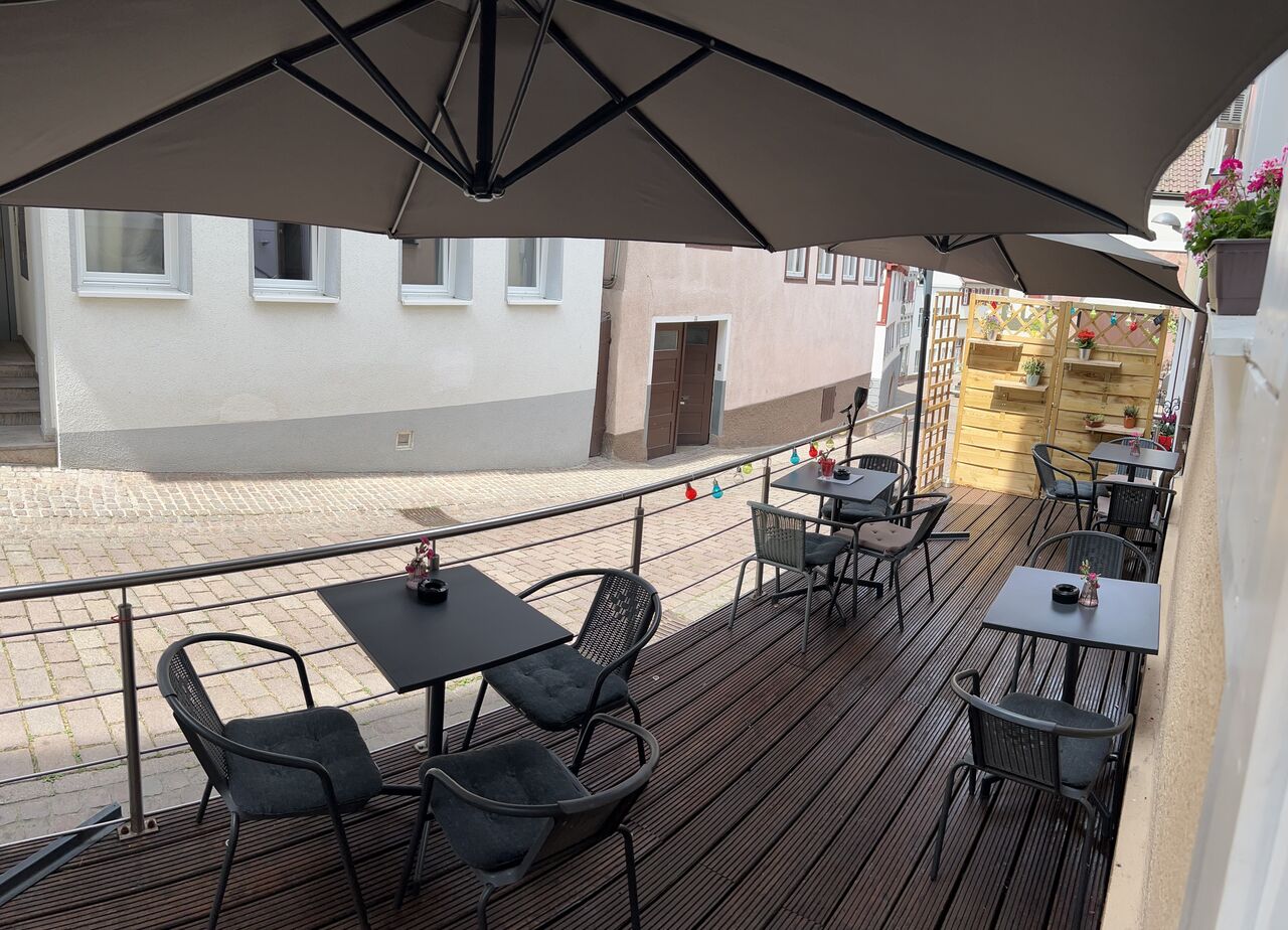 Unsere kleine Terrasse 🥰