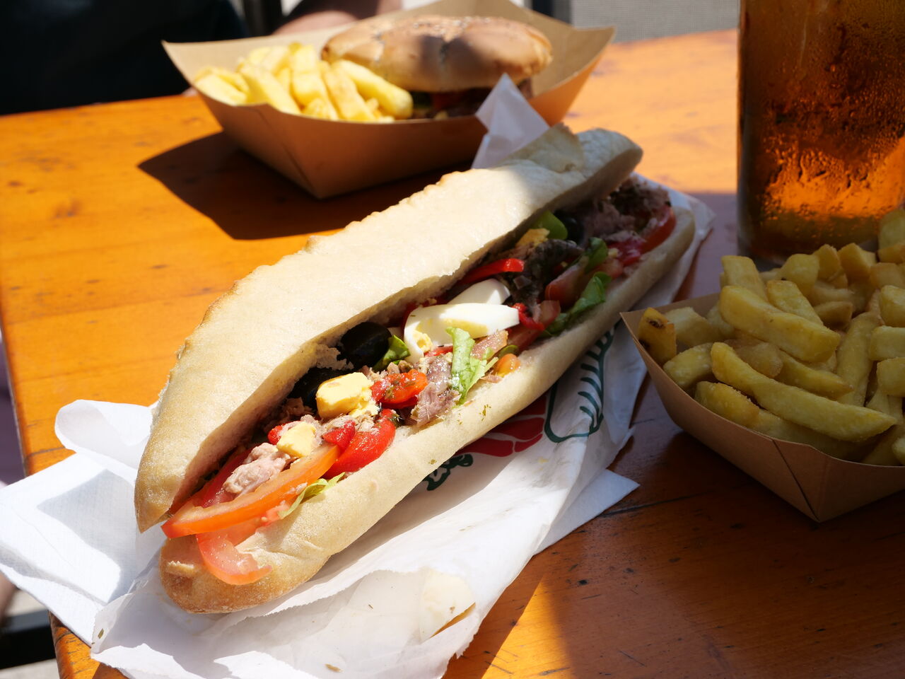 Pan bagnat, pain baguette