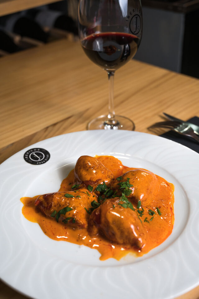 Pimientos de piquillo rellenos 