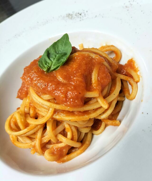 Spaghetti alla chitarra al pomodoro