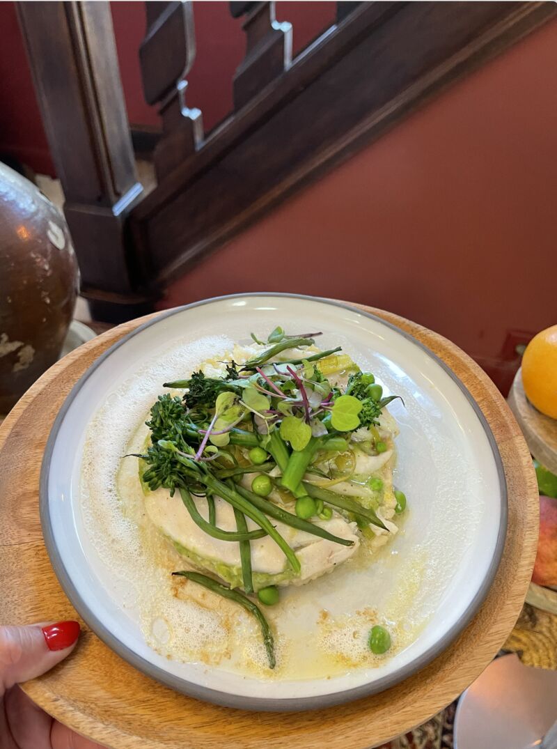 Bar rôti, risotto primavera