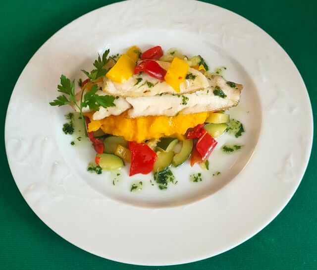 Merlan puréé de carotte petits légumes