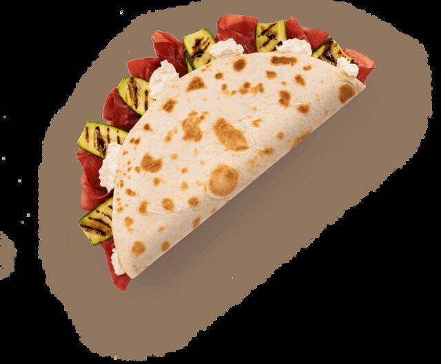 Bresaola, Squacquerone-Käse, Balsamico-Essig-Creme und gegrillte Zucchini.