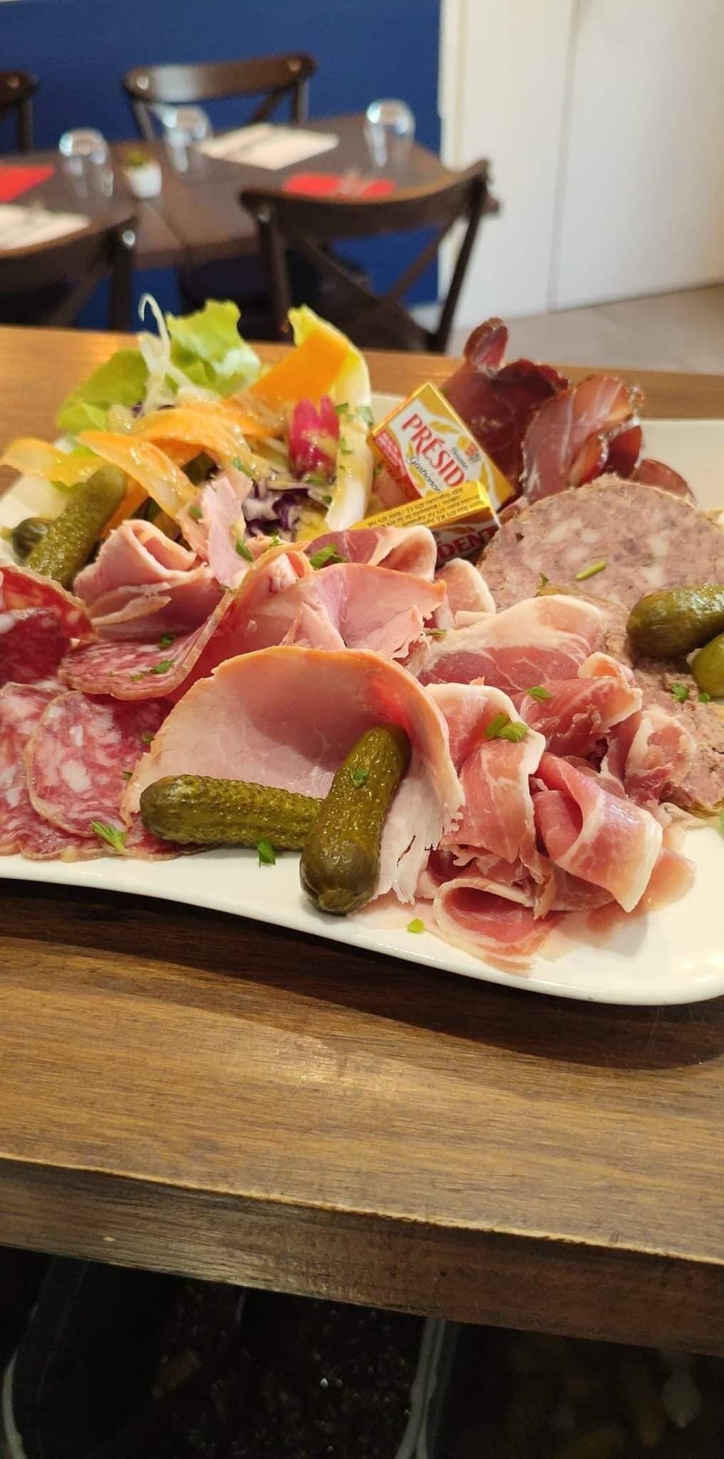 Planche de charcuteries artisanales