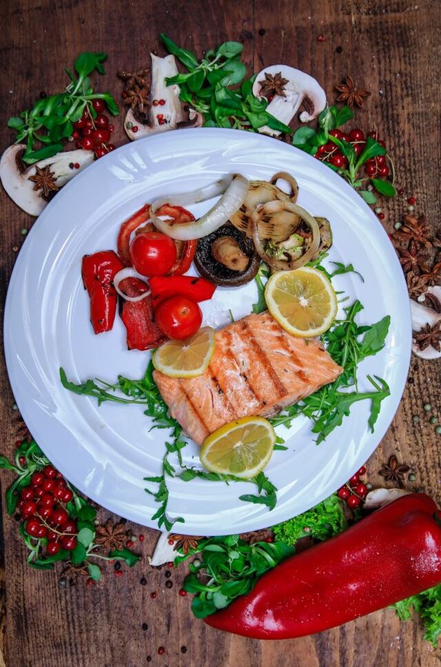  SOMON CU LEGUME LA GRILL