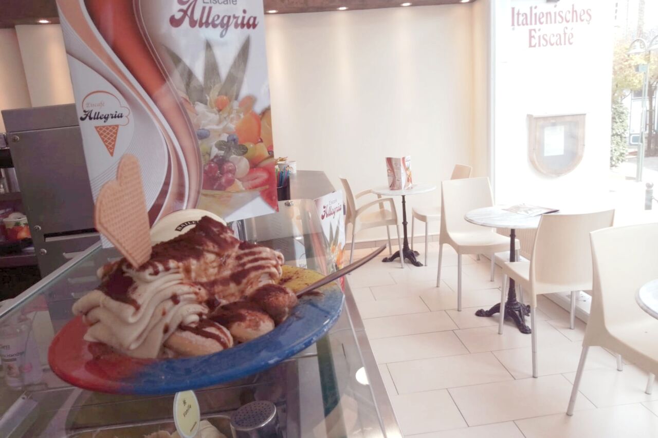 Italienische Eisspezialitäten