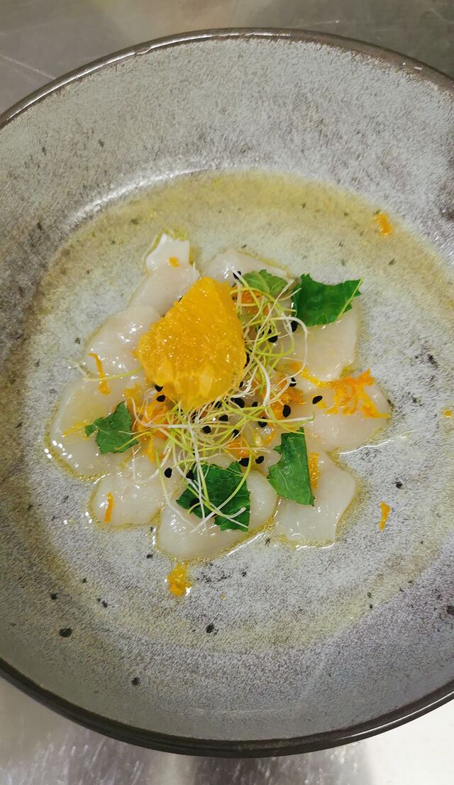 Carpaccio de St Jacques aux Agrumes 