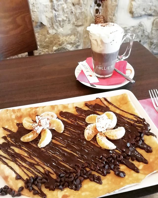 Chandeleur 2019. Restaurant Crêperie La Place, Conflans Ste Honorine .
