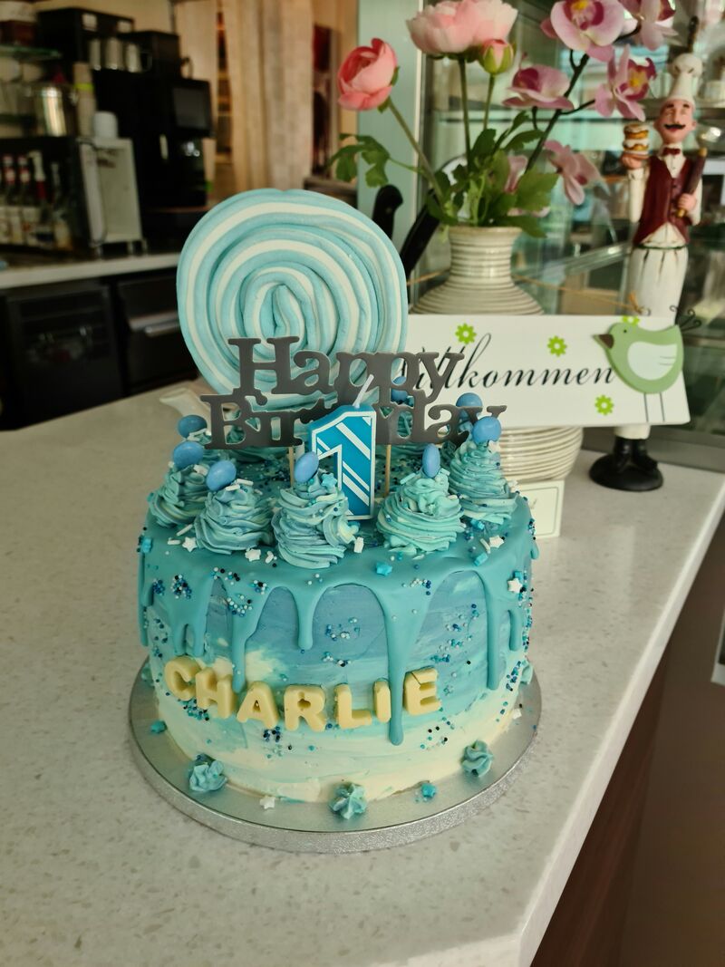 Kinder Torte