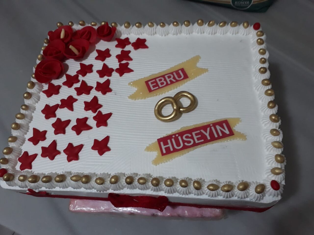 Nişan pastası
Sanay pastanesi