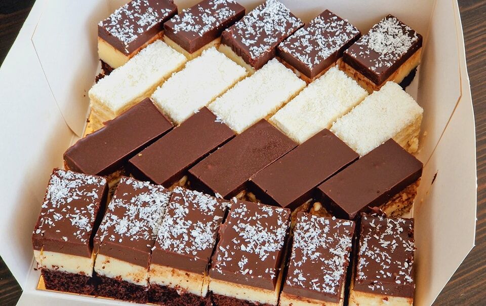 Delicios by Bianca Ploto