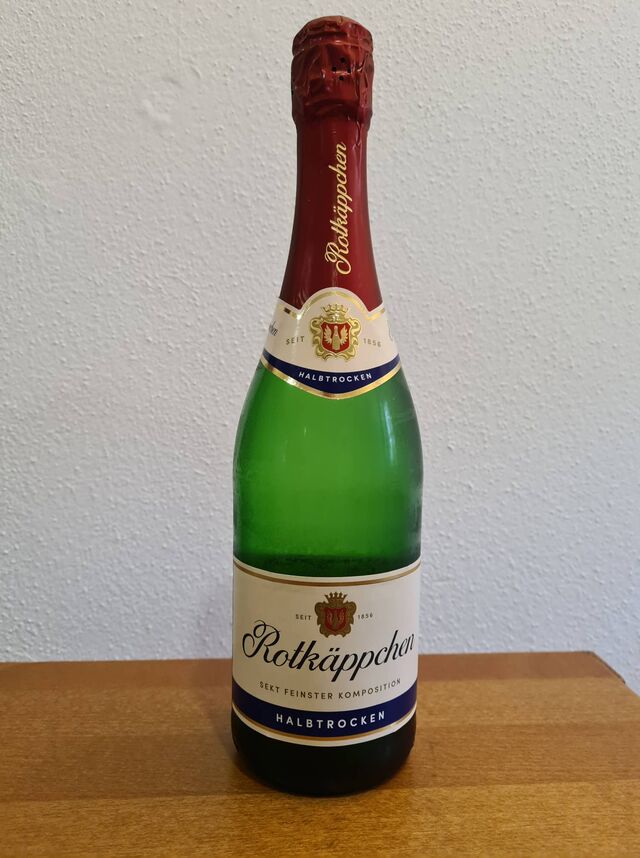 Rotkäppchen - Sekt feinster komposition - Halbtrockener 11%