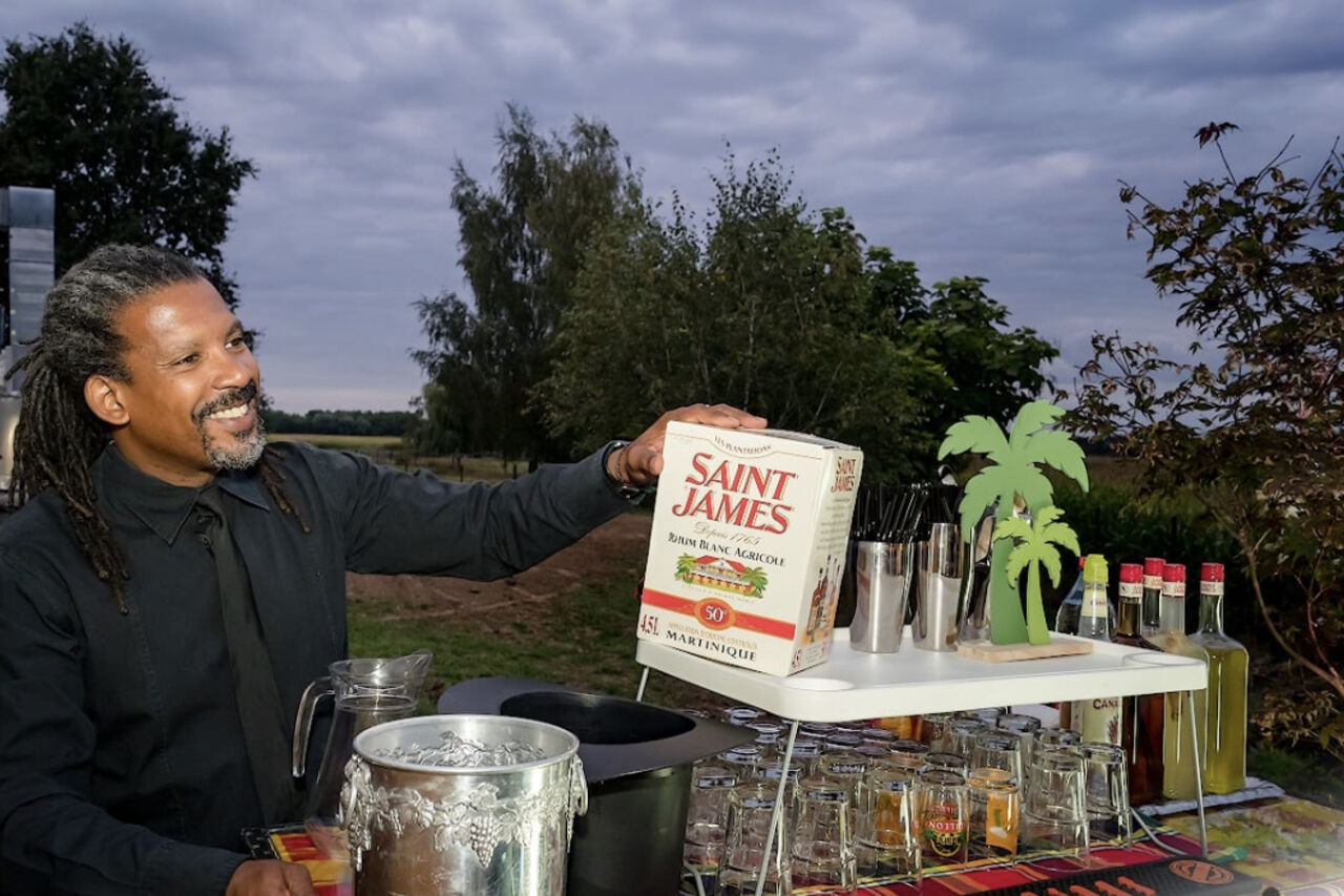 Barman ou Chef de Cuisine