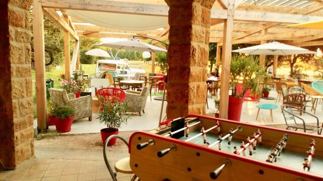 Allez une partie de baby foot comme dans le bon vieux temps!!!!