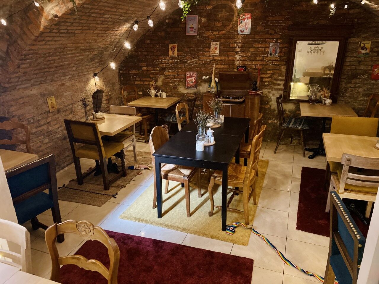 Notre belle salle en cave voûtée