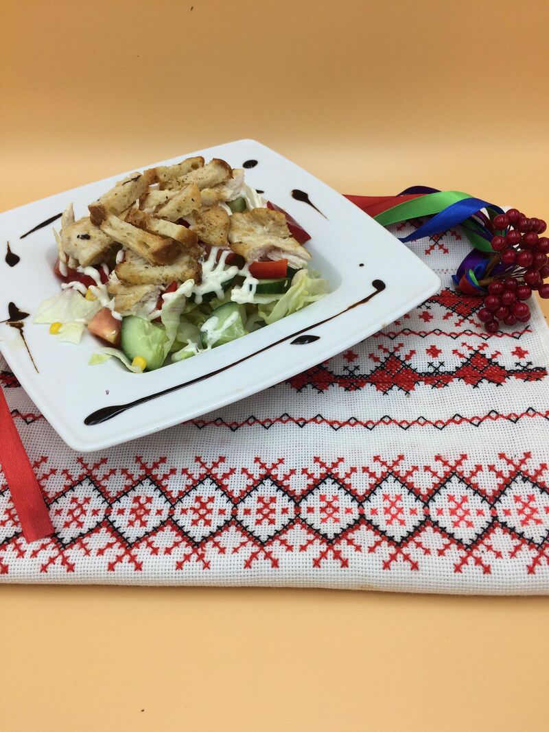 Sałatka z kurczakiem