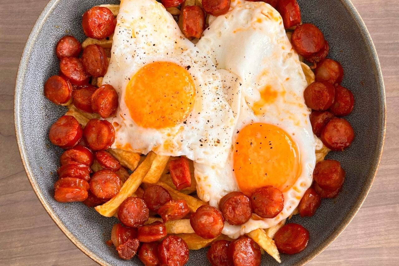 Ovos rotos com linguiça 🌶️