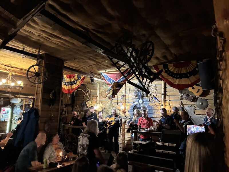 Country Pocket + Good Water Band