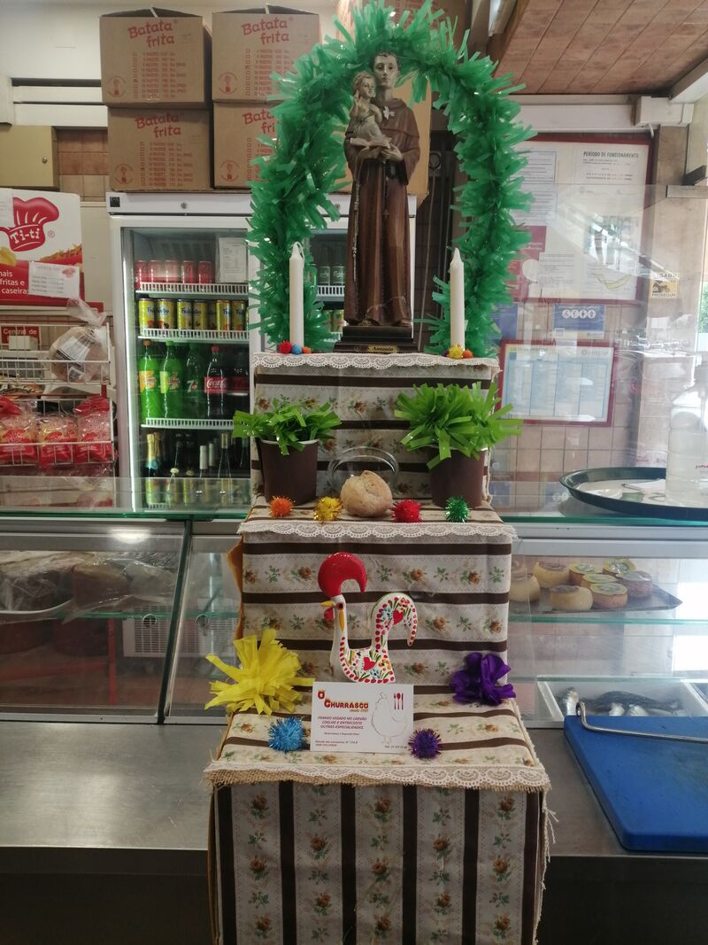 Viva o santo António 