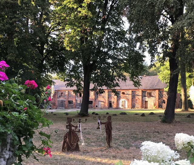 Hist. Marstall von 1849 gegenüber dem Schloss