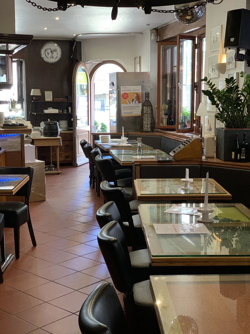 Pizzeria Da Cesare Stuttgart Italienische Küche in meiner Nähe