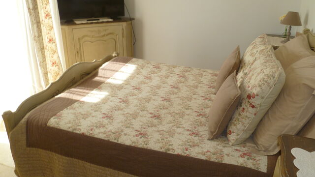 CHAMBRE 1