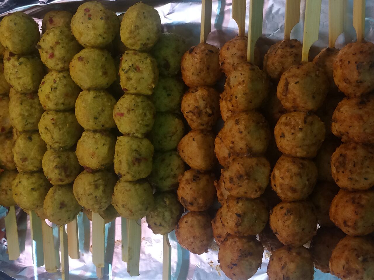 N’attendez plus commandez par téléphone /venez /payez/emportez 