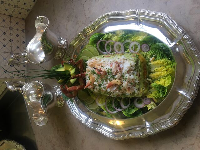 Avocats et araignée de mer En bavarois