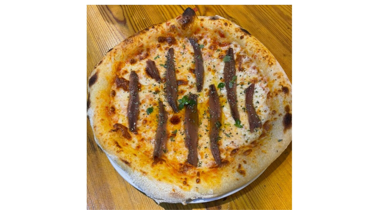 Pizza Putanesca Italiana